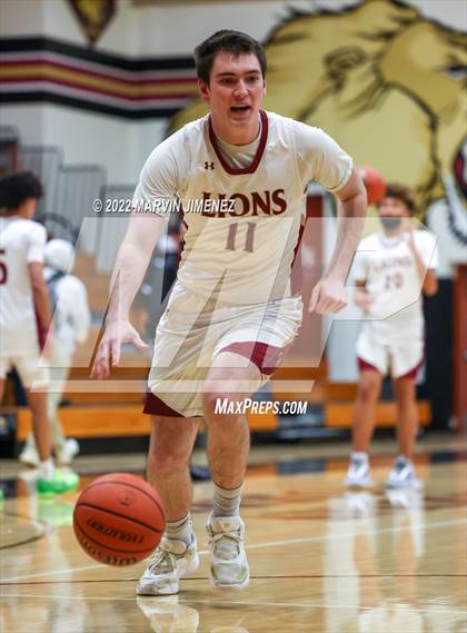 Thumbnail 2 in Oaks Christian vs Westlake photogallery.