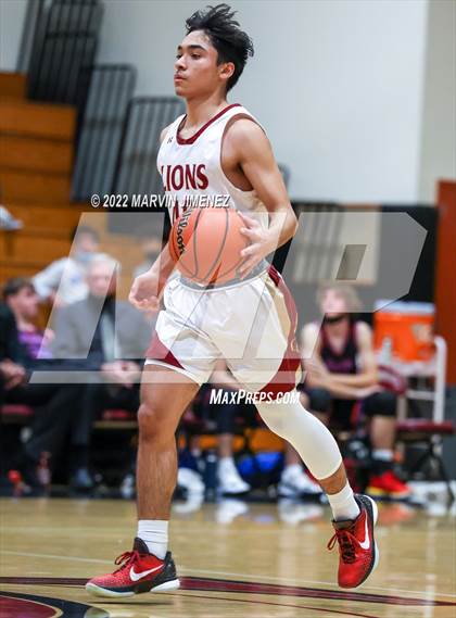 Thumbnail 1 in Oaks Christian vs Westlake photogallery.