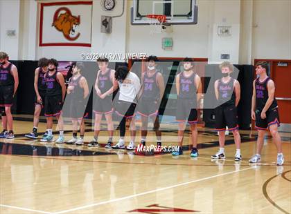 Thumbnail 3 in Oaks Christian vs Westlake photogallery.