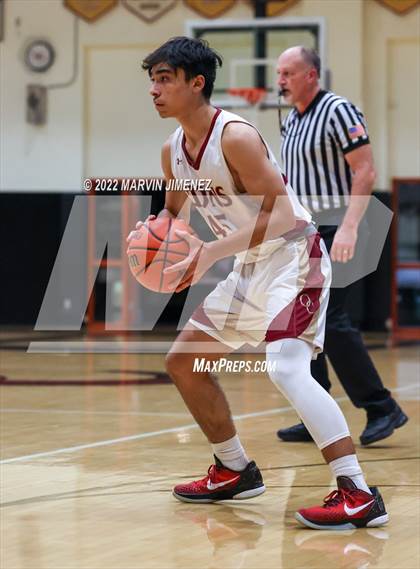Thumbnail 2 in Oaks Christian vs Westlake photogallery.