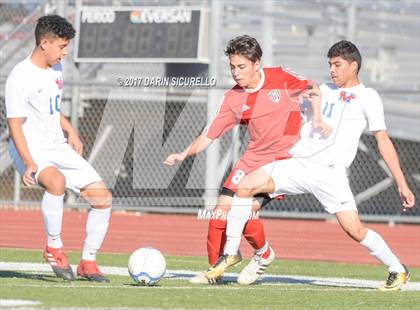 Thumbnail 3 in Maricopa vs. Mountain View (Coyote Classic)  photogallery.