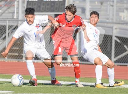 Thumbnail 2 in Maricopa vs. Mountain View (Coyote Classic)  photogallery.