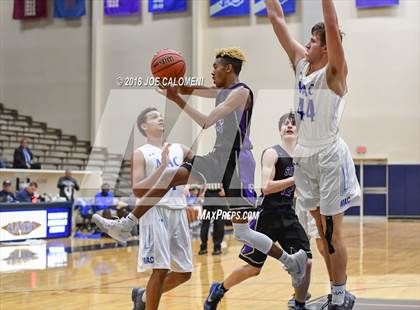 Thumbnail 3 in Saint Mary's Hall vs MacArthur [Douglas] (SAISD Basketball Tournament) photogallery.