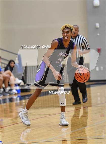 Thumbnail 2 in Saint Mary's Hall vs MacArthur [Douglas] (SAISD Basketball Tournament) photogallery.