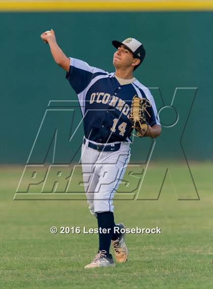 Thumbnail 1 in Stevens vs O'Connor photogallery.