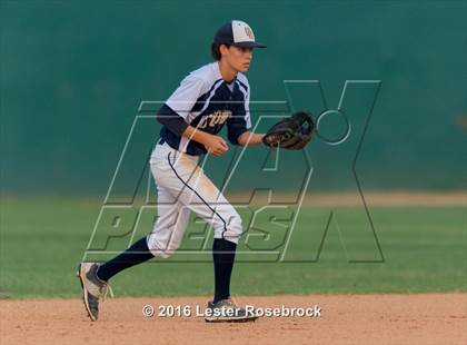Thumbnail 3 in Stevens vs O'Connor photogallery.