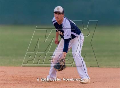 Thumbnail 2 in Stevens vs O'Connor photogallery.