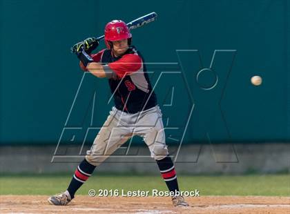 Thumbnail 3 in Stevens vs O'Connor photogallery.