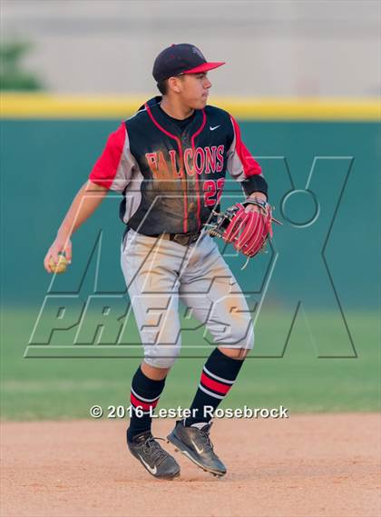 Thumbnail 2 in Stevens vs O'Connor photogallery.