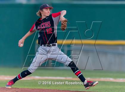 Thumbnail 3 in Stevens vs O'Connor photogallery.