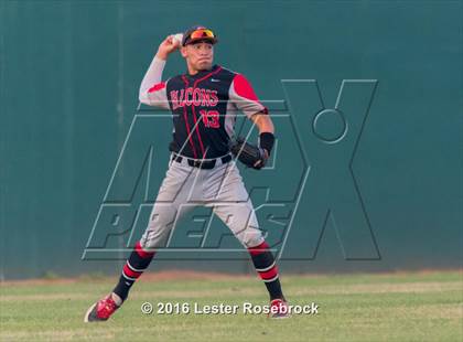 Thumbnail 1 in Stevens vs O'Connor photogallery.