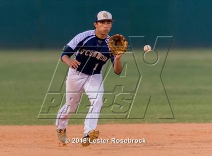 Thumbnail 2 in Stevens vs O'Connor photogallery.