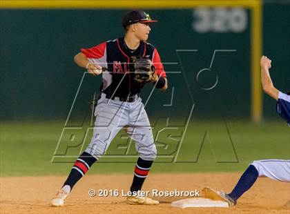 Thumbnail 2 in Stevens vs O'Connor photogallery.