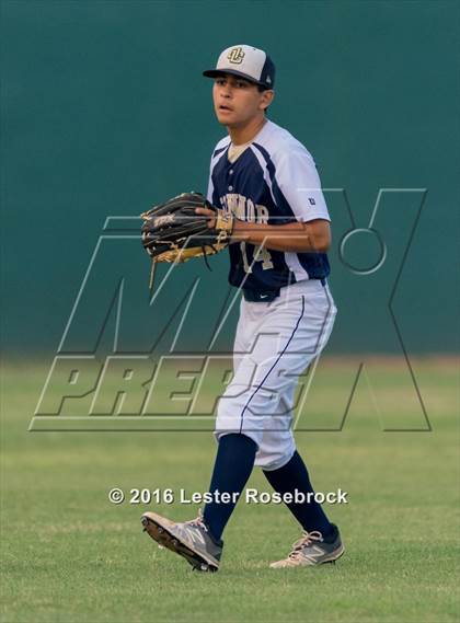 Thumbnail 2 in Stevens vs O'Connor photogallery.