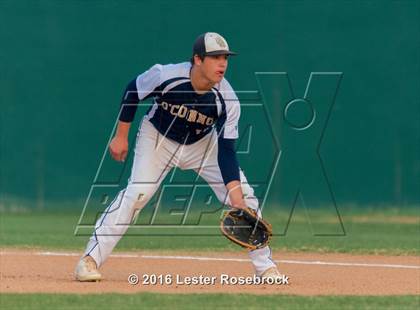 Thumbnail 1 in Stevens vs O'Connor photogallery.