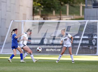 Thumbnail 3 in Dawson School vs. Crested Butte (CHSAA 2A Championship) photogallery.