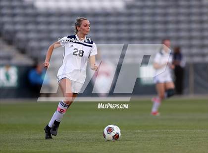 Thumbnail 2 in Dawson School vs. Crested Butte (CHSAA 2A Championship) photogallery.