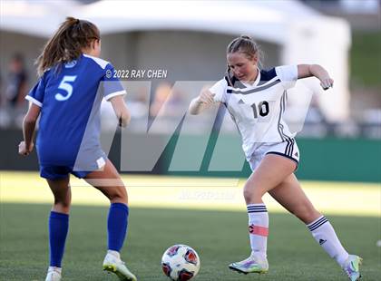 Thumbnail 3 in Dawson School vs. Crested Butte (CHSAA 2A Championship) photogallery.