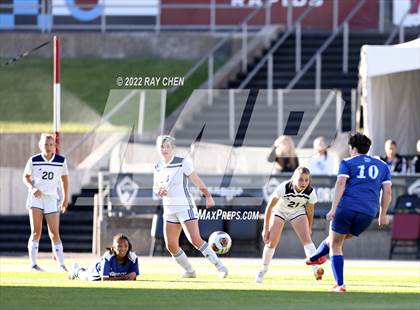 Thumbnail 2 in Dawson School vs. Crested Butte (CHSAA 2A Championship) photogallery.