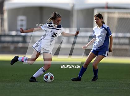 Thumbnail 3 in Dawson School vs. Crested Butte (CHSAA 2A Championship) photogallery.
