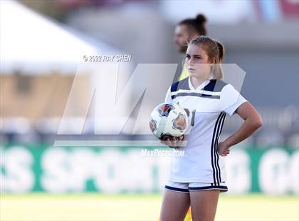 Thumbnail 2 in Dawson School vs. Crested Butte (CHSAA 2A Championship) photogallery.