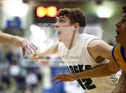 Thumbnail 2 in Westfield vs Carmel  (IHSAA 4A Sectional Round1) photogallery.