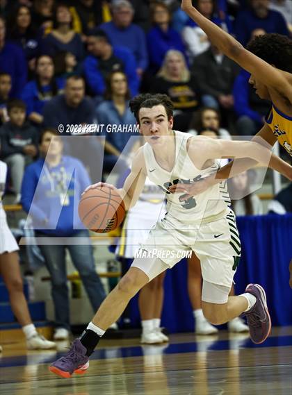 Thumbnail 3 in Westfield vs Carmel  (IHSAA 4A Sectional Round1) photogallery.