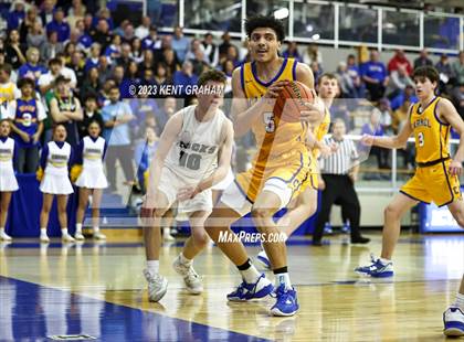 Thumbnail 3 in Westfield vs Carmel  (IHSAA 4A Sectional Round1) photogallery.