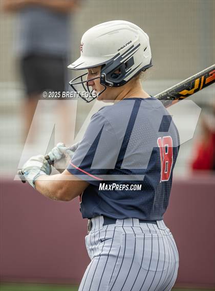 Thumbnail 3 in Millard South vs. Platte County photogallery.