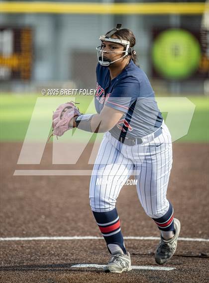 Thumbnail 3 in Millard South vs. Platte County photogallery.