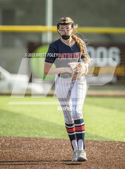 Thumbnail 3 in Millard South vs. Platte County photogallery.