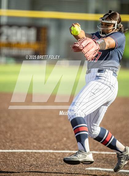 Thumbnail 3 in Millard South vs. Platte County photogallery.