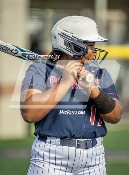 Thumbnail 3 in Millard South vs. Platte County photogallery.