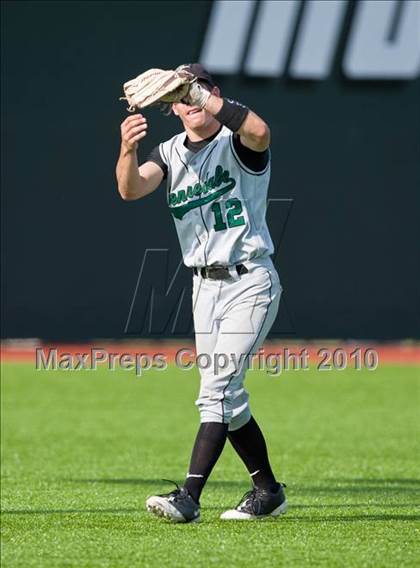Thumbnail 2 in North Lamar vs. Kennedale (Texas 3A Region II Playoffs) photogallery.