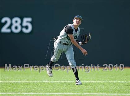 Thumbnail 3 in North Lamar vs. Kennedale (Texas 3A Region II Playoffs) photogallery.