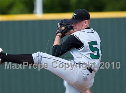 Thumbnail 2 in North Lamar vs. Kennedale (Texas 3A Region II Playoffs) photogallery.