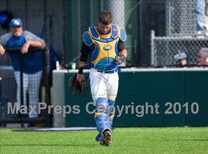 Thumbnail 2 in North Lamar vs. Kennedale (Texas 3A Region II Playoffs) photogallery.