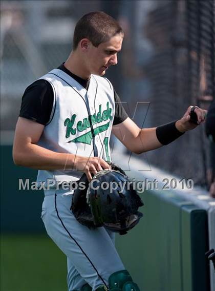 Thumbnail 3 in North Lamar vs. Kennedale (Texas 3A Region II Playoffs) photogallery.