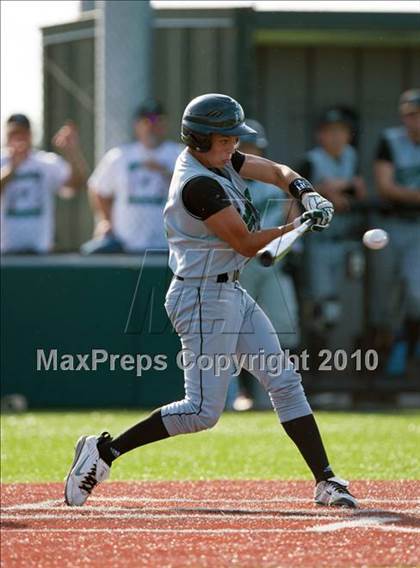 Thumbnail 1 in North Lamar vs. Kennedale (Texas 3A Region II Playoffs) photogallery.