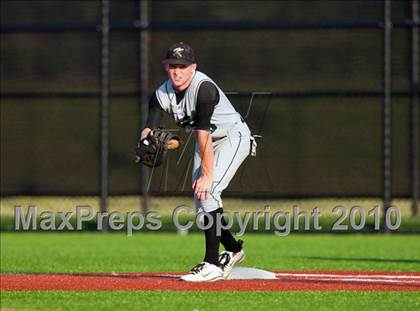 Thumbnail 3 in North Lamar vs. Kennedale (Texas 3A Region II Playoffs) photogallery.