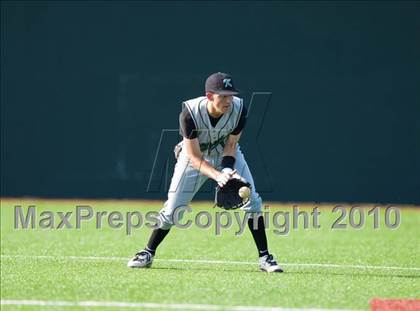 Thumbnail 1 in North Lamar vs. Kennedale (Texas 3A Region II Playoffs) photogallery.
