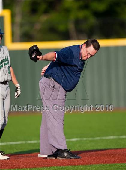 Thumbnail 2 in North Lamar vs. Kennedale (Texas 3A Region II Playoffs) photogallery.