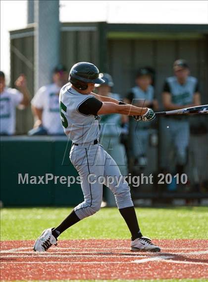 Thumbnail 2 in North Lamar vs. Kennedale (Texas 3A Region II Playoffs) photogallery.