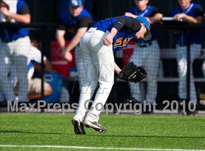 Thumbnail 3 in North Lamar vs. Kennedale (Texas 3A Region II Playoffs) photogallery.