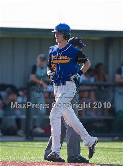 Thumbnail 1 in North Lamar vs. Kennedale (Texas 3A Region II Playoffs) photogallery.