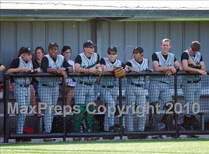 Thumbnail 2 in North Lamar vs. Kennedale (Texas 3A Region II Playoffs) photogallery.