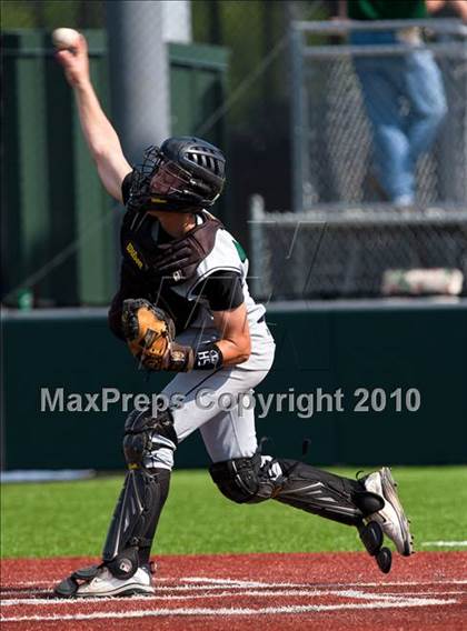 Thumbnail 1 in North Lamar vs. Kennedale (Texas 3A Region II Playoffs) photogallery.