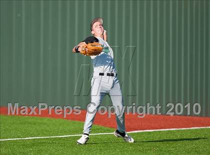 Thumbnail 2 in North Lamar vs. Kennedale (Texas 3A Region II Playoffs) photogallery.