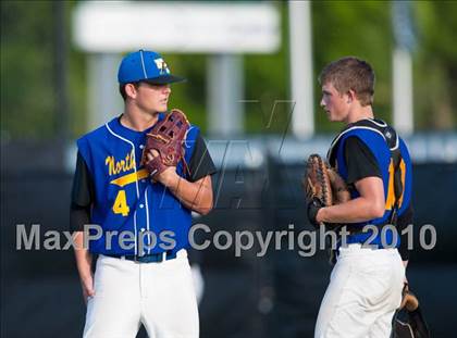 Thumbnail 1 in North Lamar vs. Kennedale (Texas 3A Region II Playoffs) photogallery.