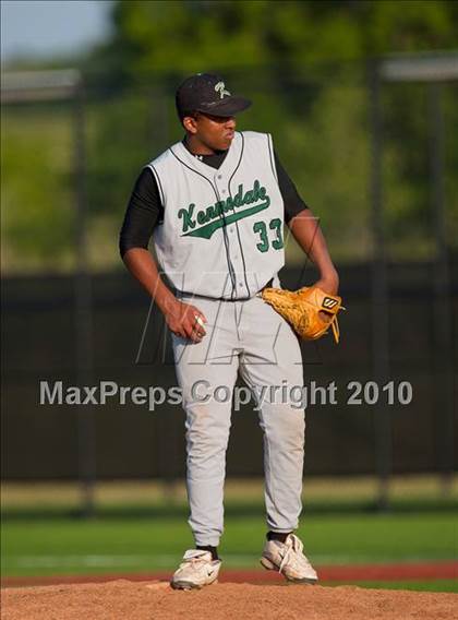 Thumbnail 3 in North Lamar vs. Kennedale (Texas 3A Region II Playoffs) photogallery.
